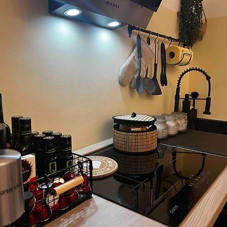 La Regina Delle Locazioni Ai Navigli 1 Apartment มิลาน ภายนอก รูปภาพ
