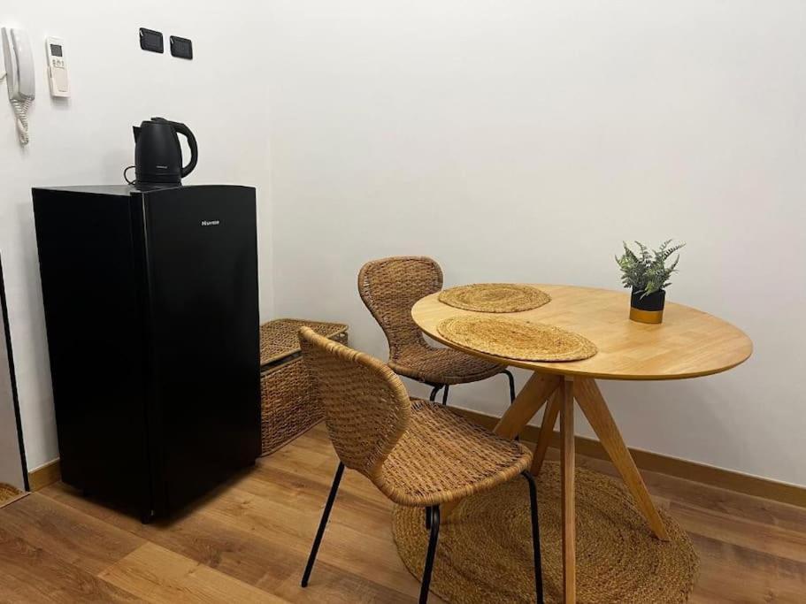 La Regina Delle Locazioni Ai Navigli 1 Apartment มิลาน ภายนอก รูปภาพ